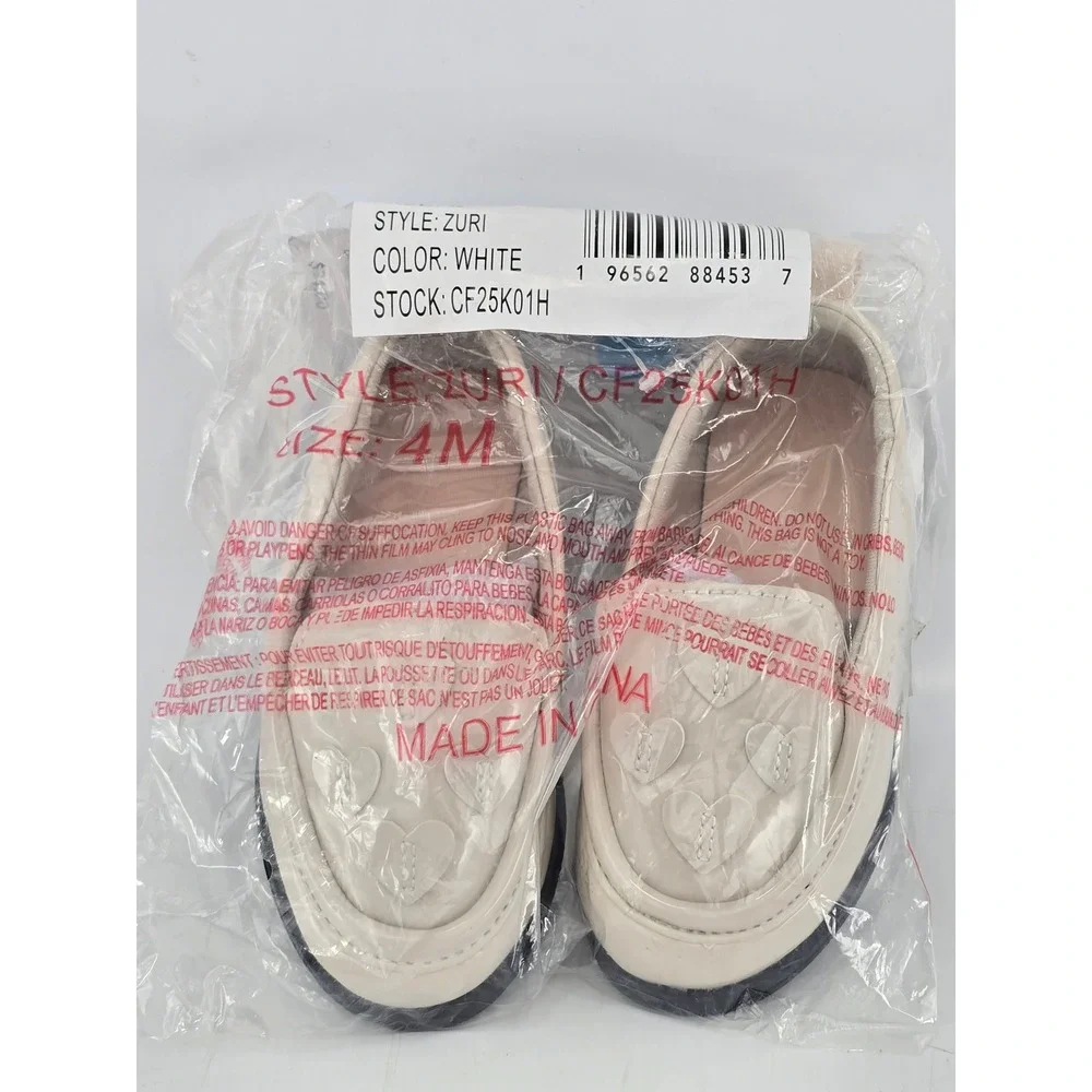 2 pairs - Carter's Zuri Loafer Flats Toddler Girl Size‎ 4 White Heart Applique